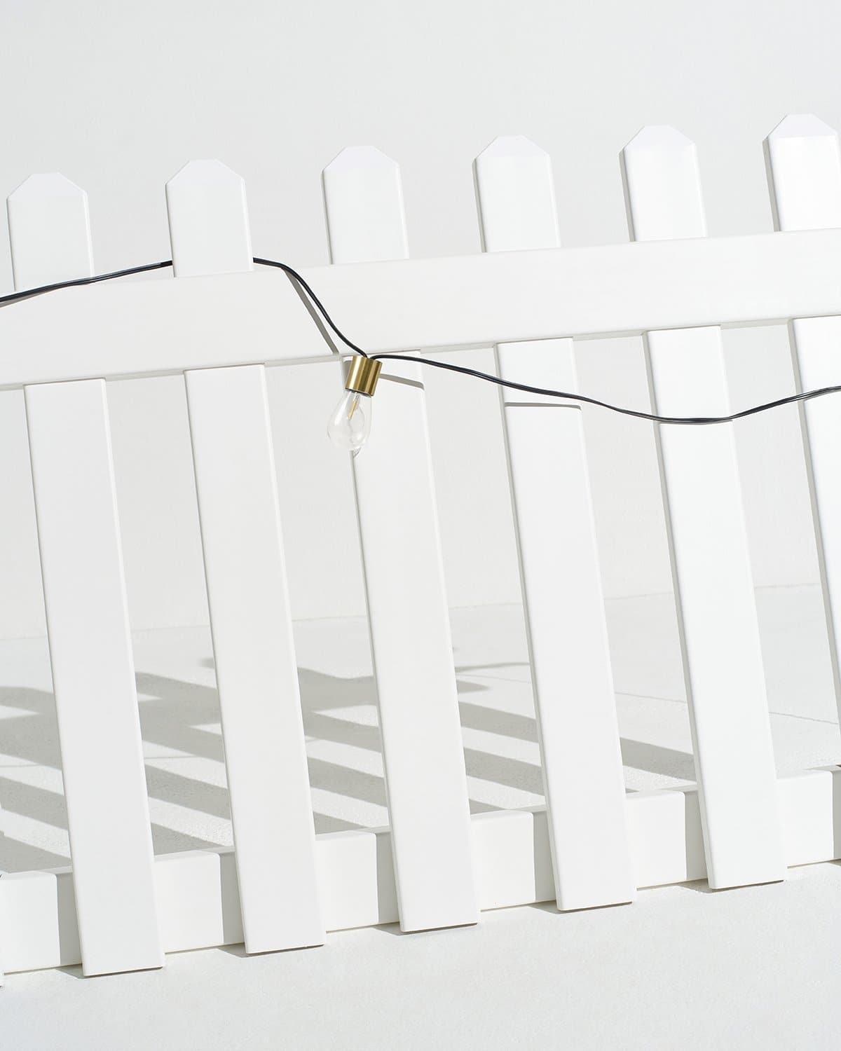 Brightech Glow Solar Edison String Lights