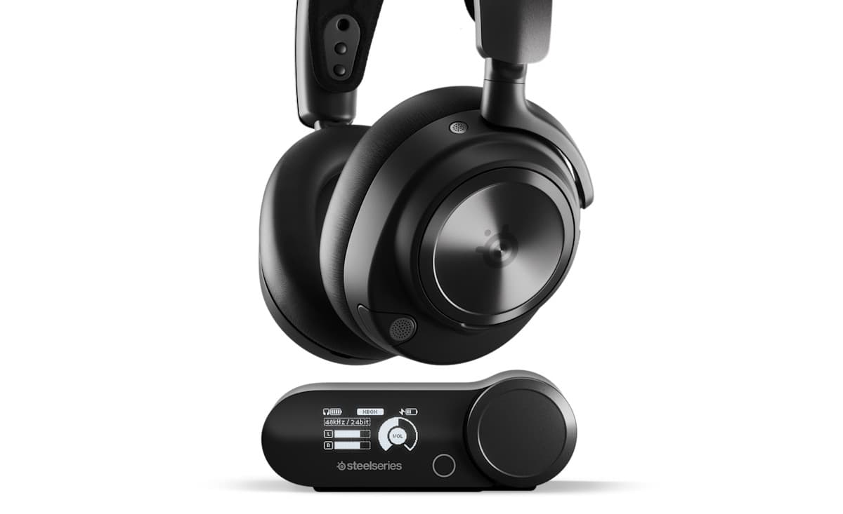 SteelSeries Arctis Nova Pro Wireless